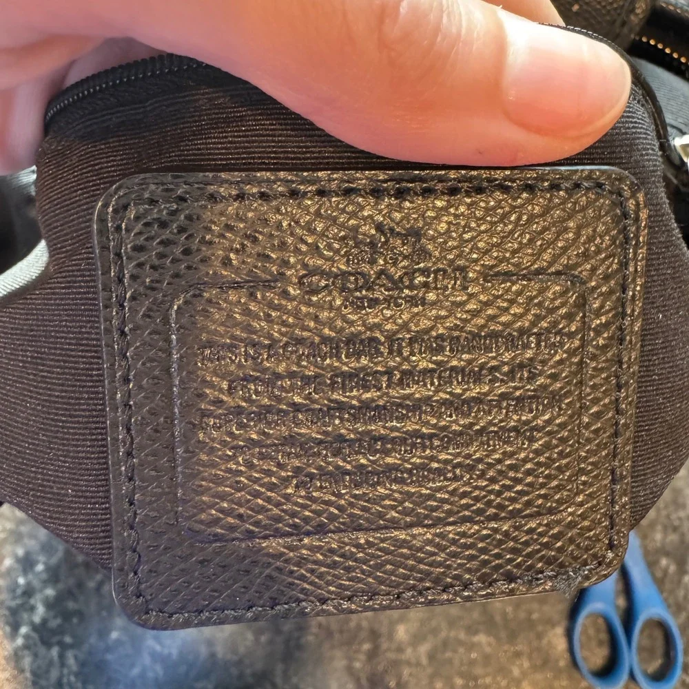 Coach‎ Signature Ward Tote Black Canvas